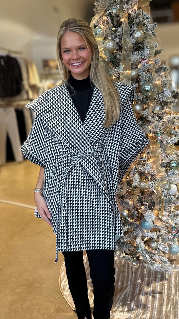 Black/white cape jacket