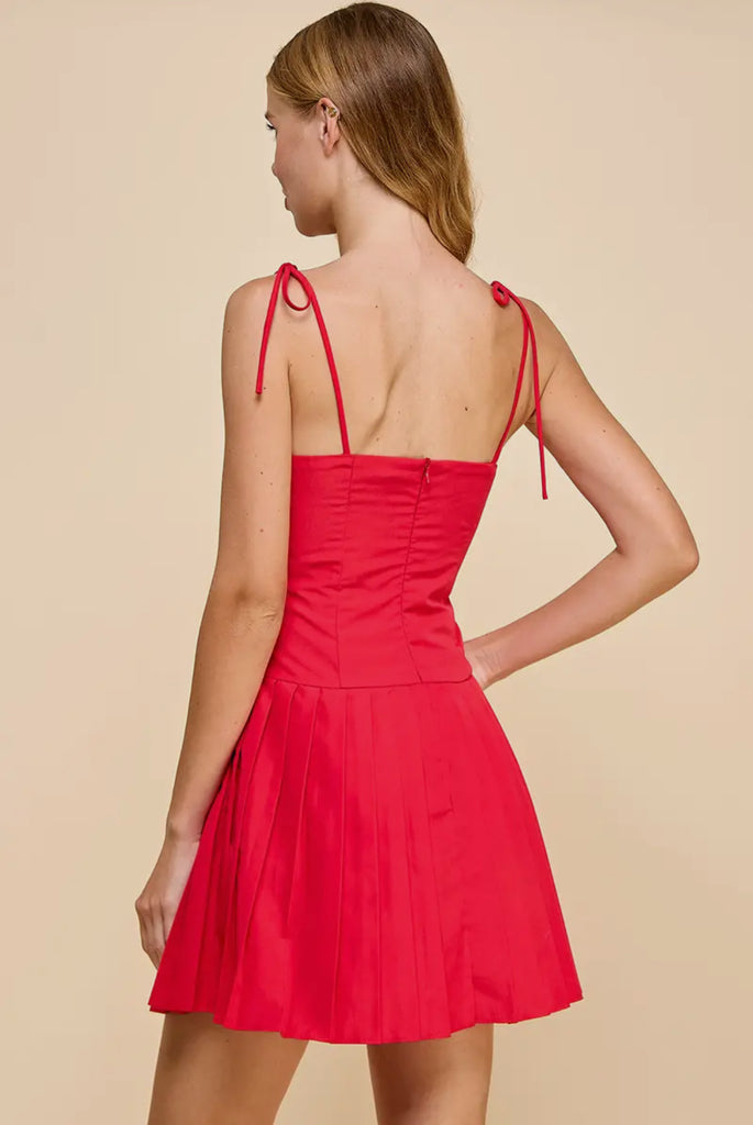 Red tie shoulder pleated dress