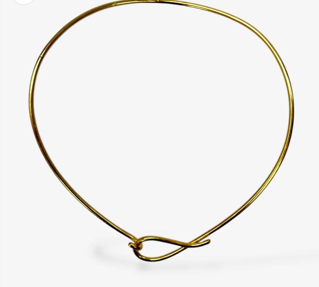 Gold loop choker