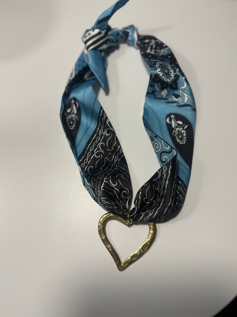 Blue/Black Heart Scarf necklace