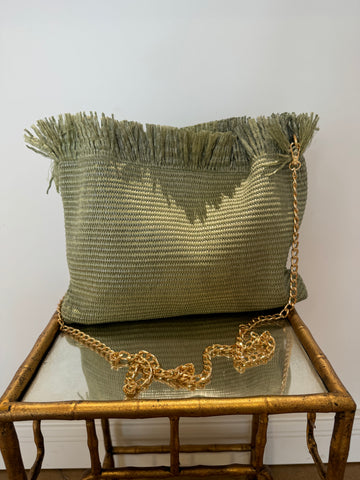Taupe woven straw bag