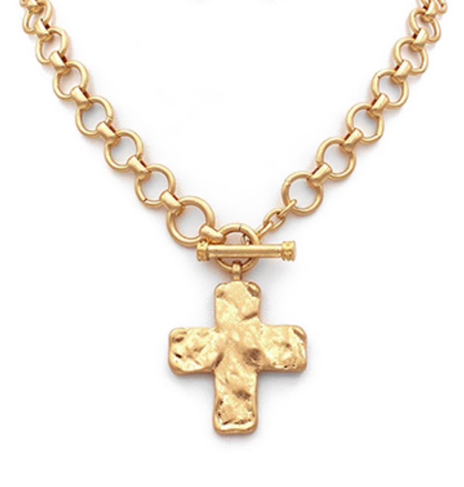 Textured Cross chain necklace
