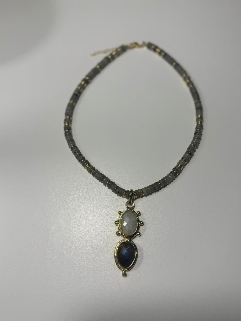 Moonstone and Labrodrite pendant beaded necklace.
